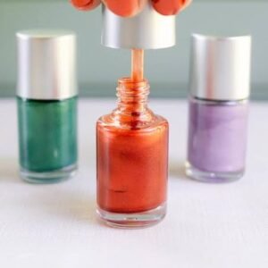 Make nail polish